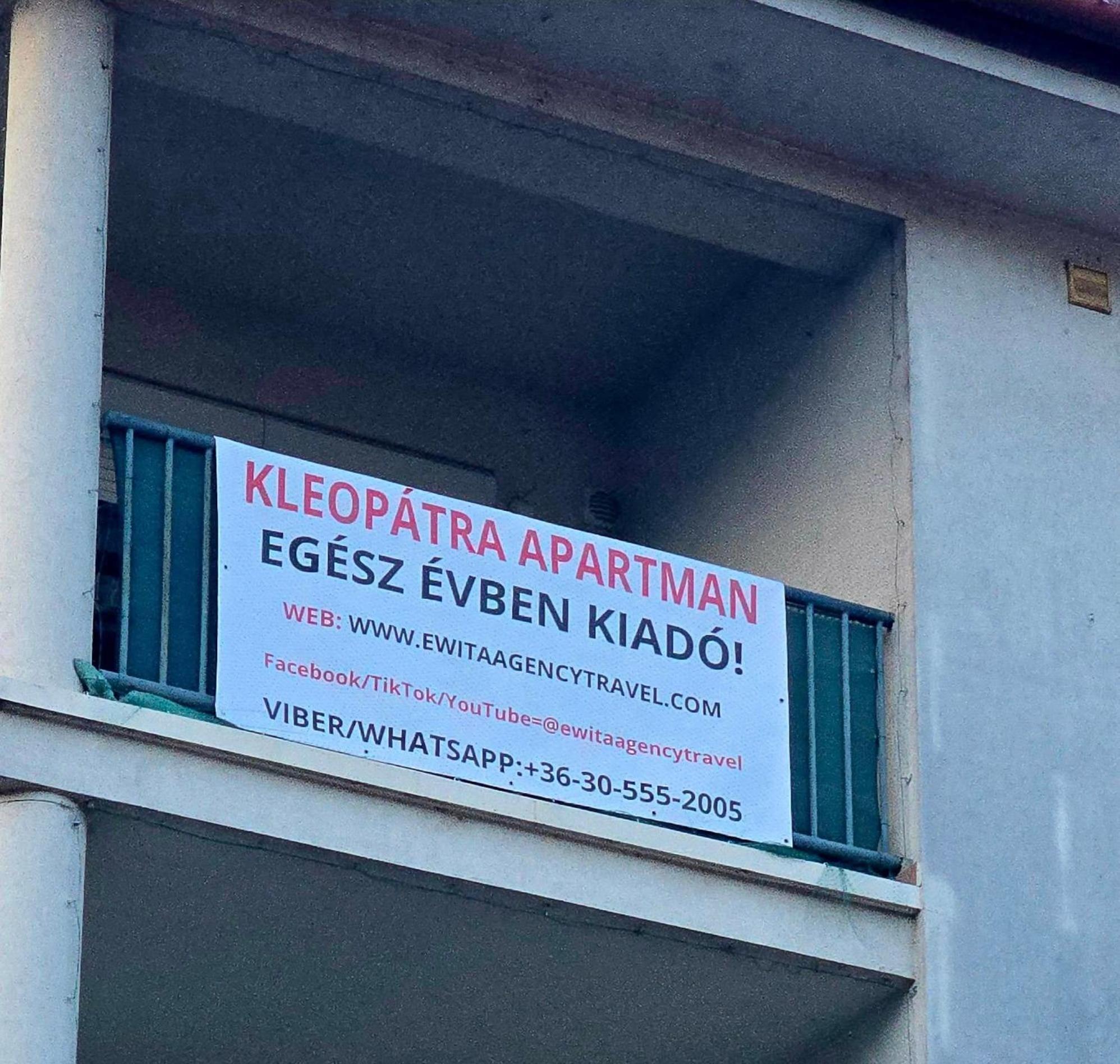 Kleopatra Apartman Hajdúszoboszló Eksteriør bilde