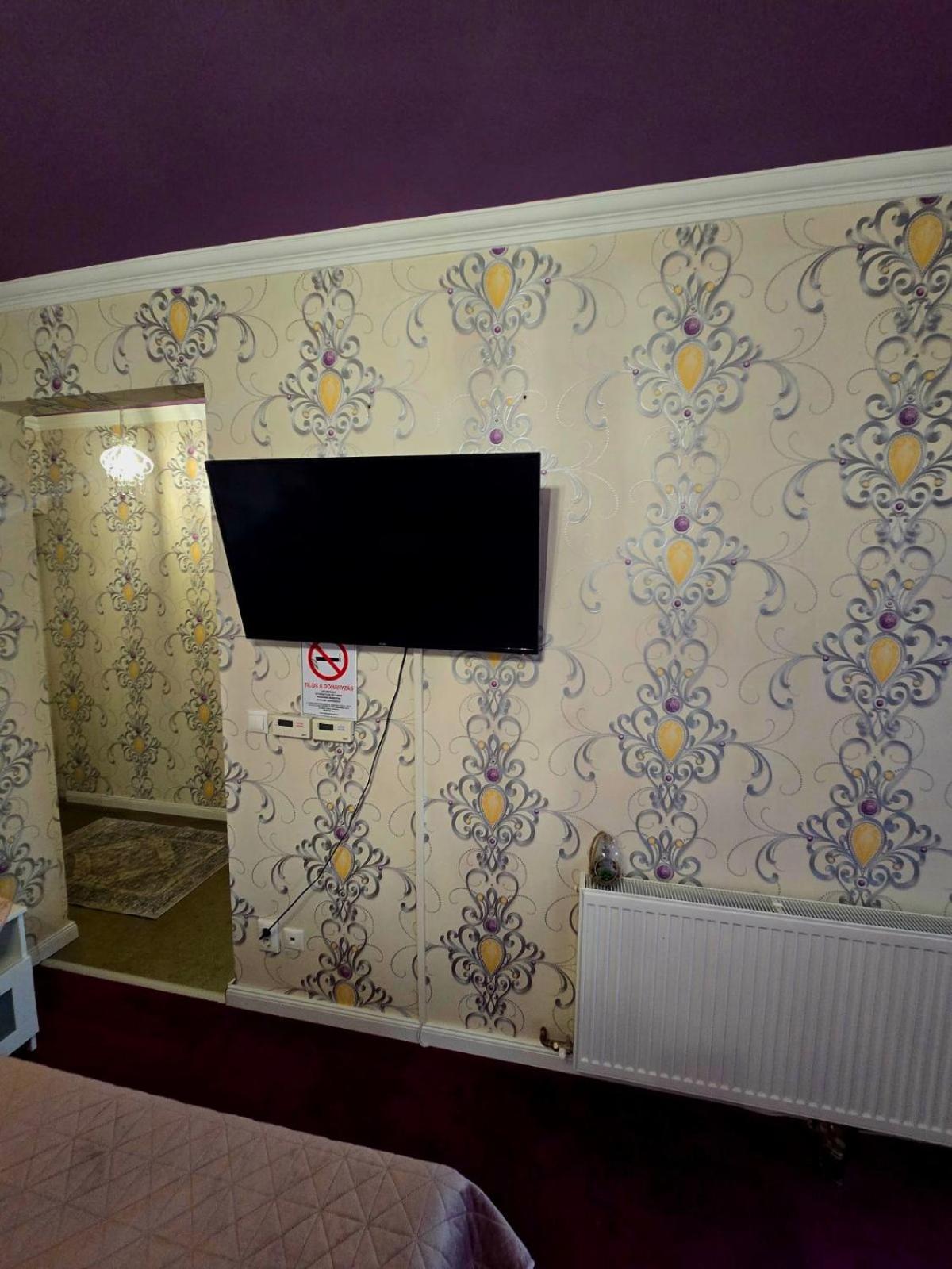 Kleopatra Apartman Hajdúszoboszló Eksteriør bilde